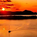 Seaside House In With Excellent Views, Large Terraces 아파트 *