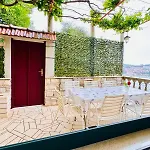 아파트 Seaside House In With Excellent Views, Large Terraces