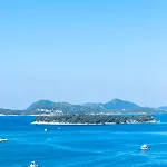 Seaside House In With Excellent Views, Large Terraces 아파트 *