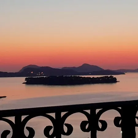 Seaside House In With Excellent Views, Large Terraces Dubrovnik