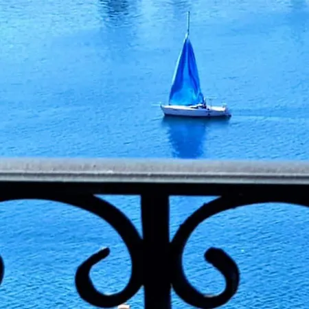 Seaside House In With Excellent Views, Large Terraces Apartamento *