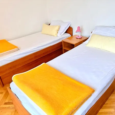 Seaside House In With Excellent Views, Large Terraces Dubrovnik