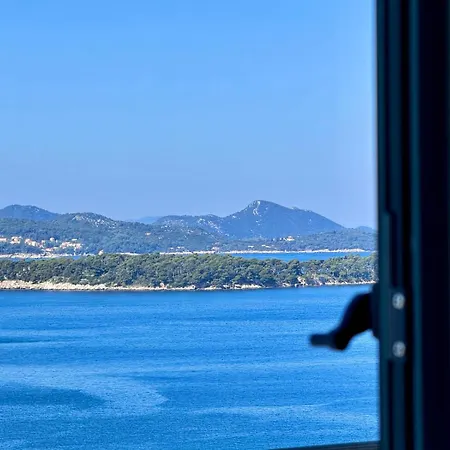 Seaside House In With Excellent Views, Large Terraces * Dubrovnik