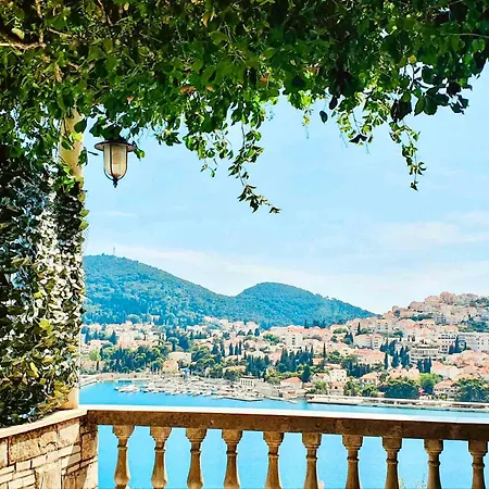 Seaside House In With Excellent Views, Large Terraces Apartament *