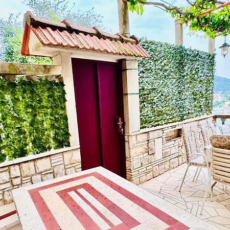 Seaside House In With Excellent Views, Large Terraces Apartamento *