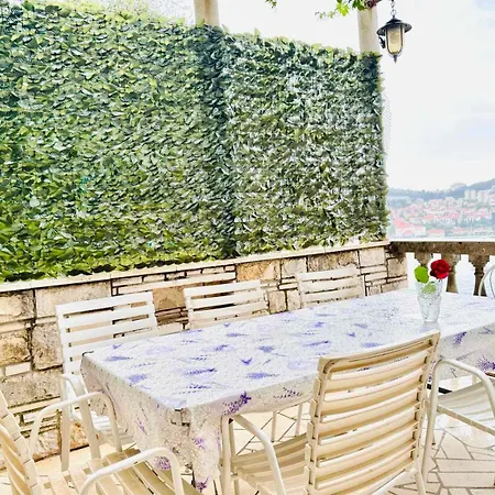 Seaside House In With Excellent Views, Large Terraces Apartament