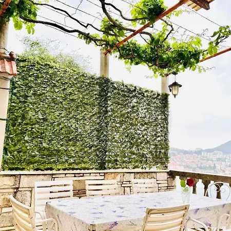 Seaside House In With Excellent Views, Large Terraces *