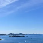 Appartamento Seaside House In With Excellent Views, Large Terraces