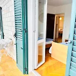 Seaside House In With Excellent Views, Large Terraces *