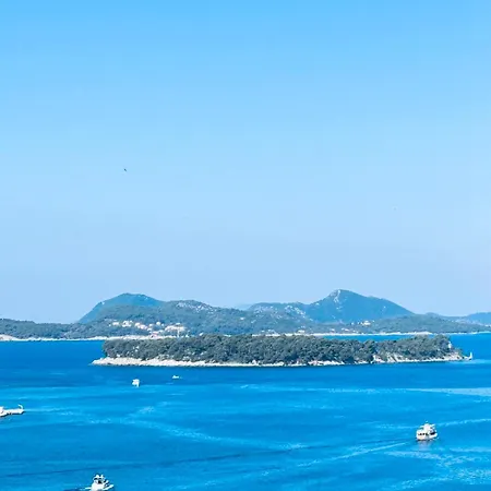 Seaside House In With Excellent Views, Large Terraces Appartamento *