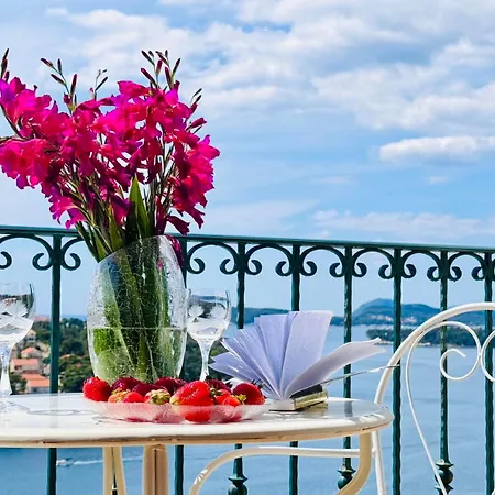 Seaside House In With Excellent Views, Large Terraces Apartment